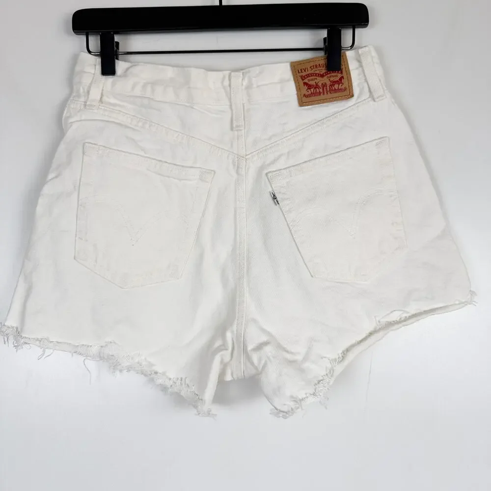 Levi's High Waisted Mom Shorts White Denim A1965 - 29 29W